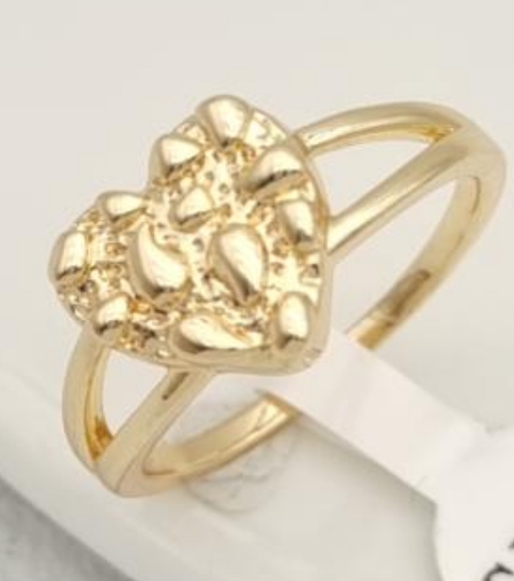 Nugget heart ring