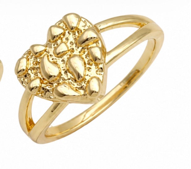 Nugget heart ring